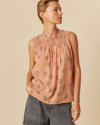 Melocoton Smocked Blouse