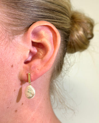 Greybird Amelia Genuine Freshwater Pearl Earring