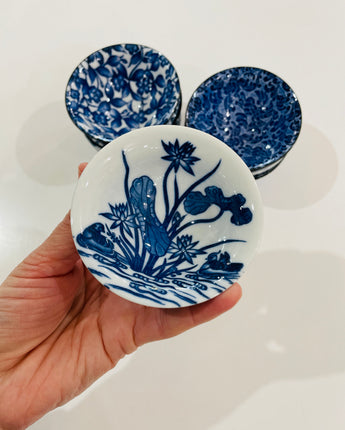 Blue Pond Sauce Cup