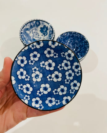 Blue Daisy Sauce Cup