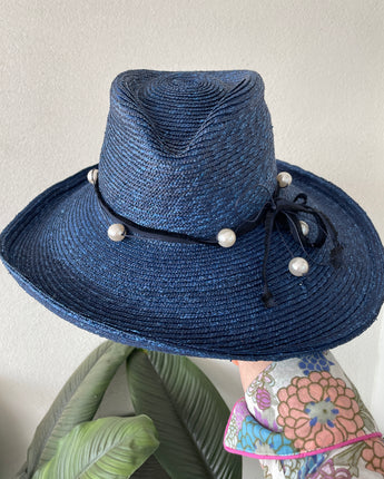 Milanese Navy Pearls