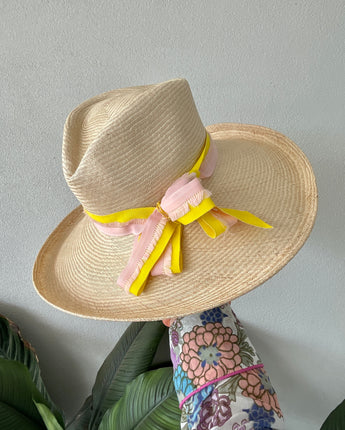 Buntal Cuenca Yellow/Pink