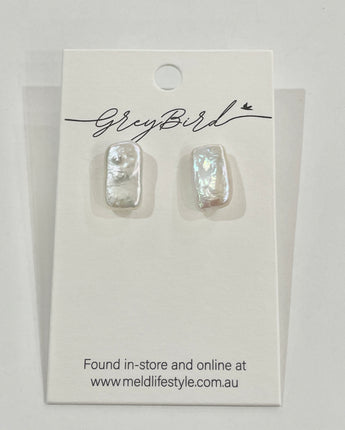 Greybird Daisy Genuine Freshwater Pearl Studs