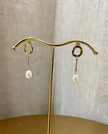 Greybird Violet Pearl Drop Gold
